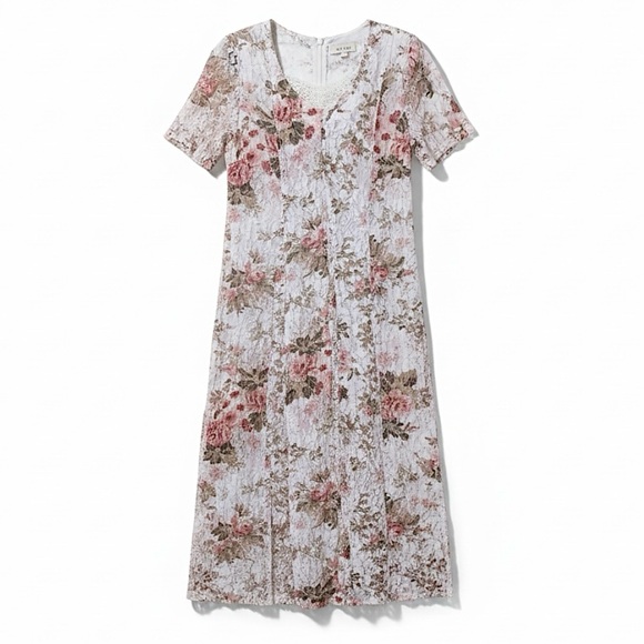 Nostalgia Dresses & Skirts - Vintage Nostalgia Pink & Terra Cota Floral Crinkle Lace Maxi Dress Size M